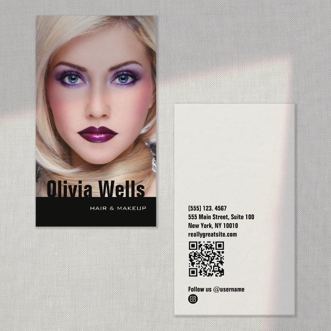 Fashion Model Foto Black QR Code Visitenkarte (Vertical Photocards with QR code and instagram social media icon on backside)