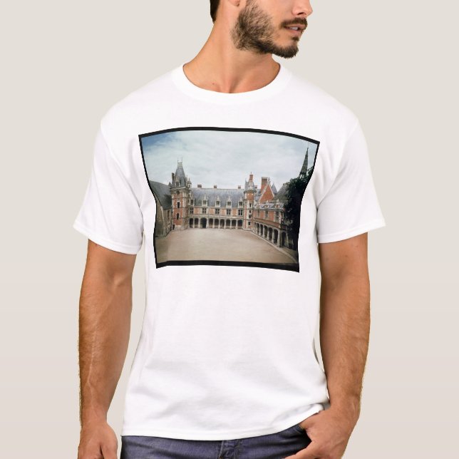 Fassade des Flügels Louis XII, 1498-1503 T-Shirt (Vorderseite)