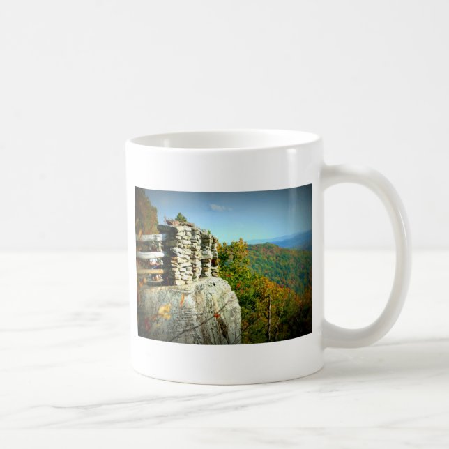 Fassbinder-Felsen übersehen im Fall. West Virginia Kaffeetasse (Rechts)