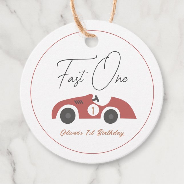 Fast One Red Race Car Boy 1st Birthday Geschenkanhänger (Vorderseite)