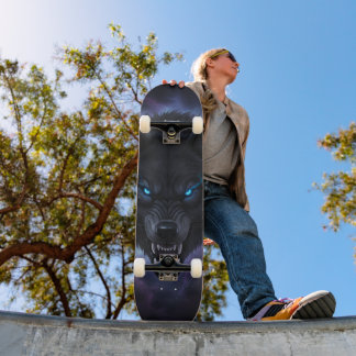 Fauchender schwarzer Wolfskopf Skateboard