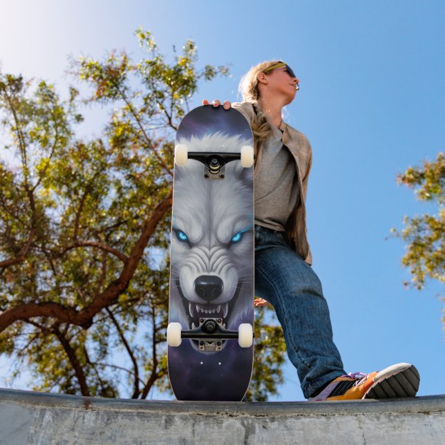 Fauchender weißer Wolfskopf Skateboard (Außenbereich 1)