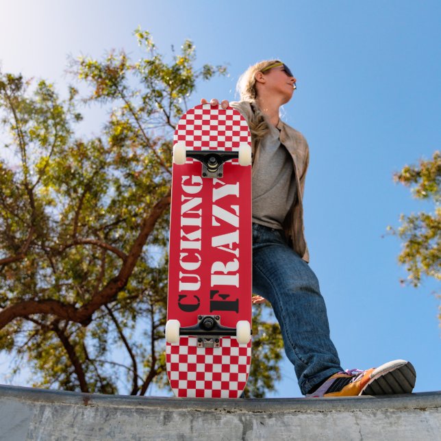 Faules rotes und weißes Schachbrett Skateboard (Außen 1)