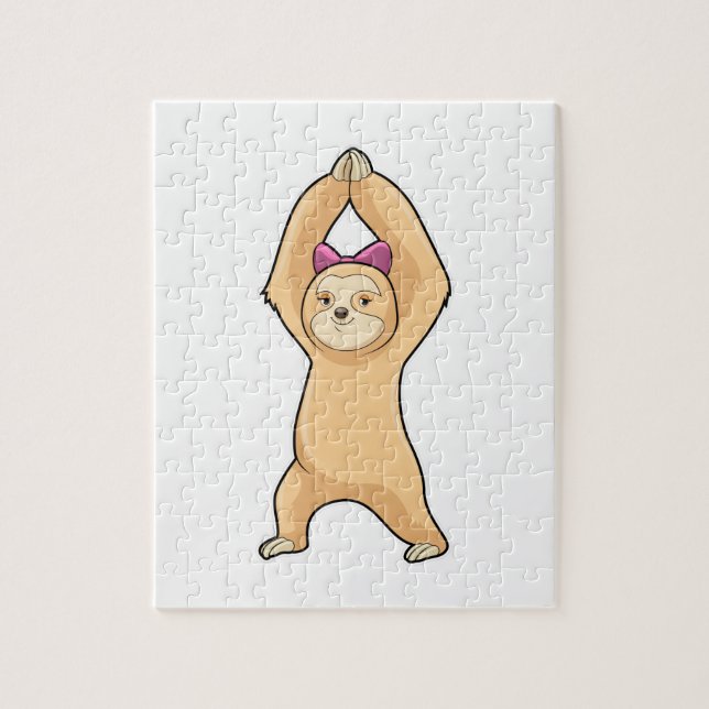 Faultier beim Sport in der Fitness (Vertikal)