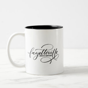 Fayetteville NC Strong Hand Letted Zweifarbige Tasse