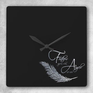 Federn erscheinen, wenn Engel nahe sind Quadratische Wanduhr