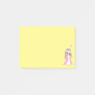 Fée mignonne sur les notes post-it jaunes
