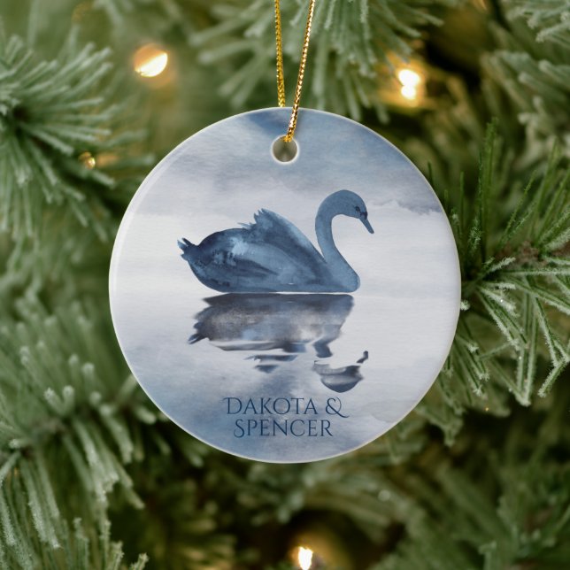 Fehlsichtigkeit | Dusty Blue Swan Keramik Ornament (Baum)