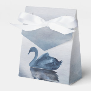 Fehlsichtigkeit   Moody Dusty Blue Swan am See Geschenkschachtel