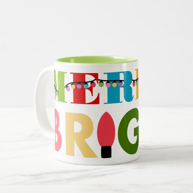 Feierliche farbenfrohe Weihnachtsbeleuchtung Zweifarbige Tasse (Vorderseite Links)