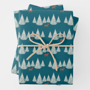 Feierliches Braunes Hirsch unter schneebedeckten B Geschenkpapier Set