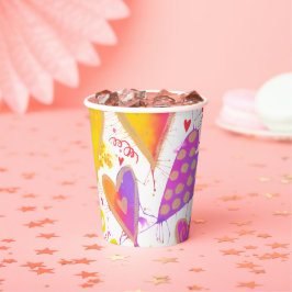 Feiern der Wasserhärten der Liebe Pappbecher