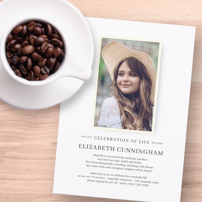 Feiern des Lebens Einfaches Chic Elegantes Foto Einladung (Von Creator hochgeladen)