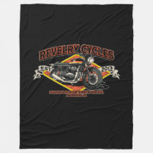 Feiern Sie 10 Jahre Revelry Cycles