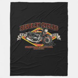 Feiern Sie 10 Jahre Revelry Cycles Fleecedecke