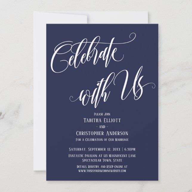 Feiern Sie mit US Elaborate Script Navy Blue Einladung (Vorderseite)