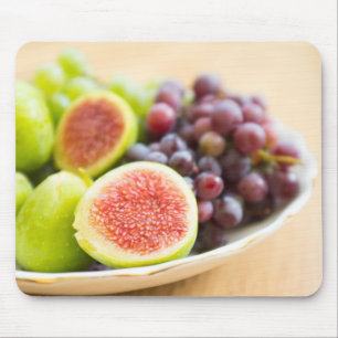 Feigen und Trauben, frisch Mousepad