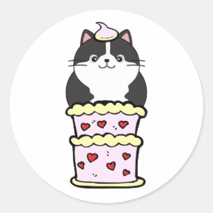 Feine Katze, die aus einem Kuchen springt Runder Aufkleber