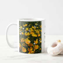 Feld der Mohnblumen-Bibel-Vers-Tasse