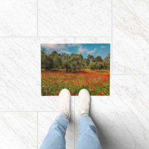 Feld mit Blume und Bäumen Fußmatte