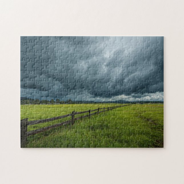 Feld mit Holzzaun (Horizontal)