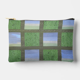 Felder des Green und Sky Carry-All-Pouch Zubehörtasche