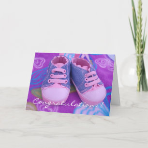 Félicitations ! chaussures de bébé roses de cartes