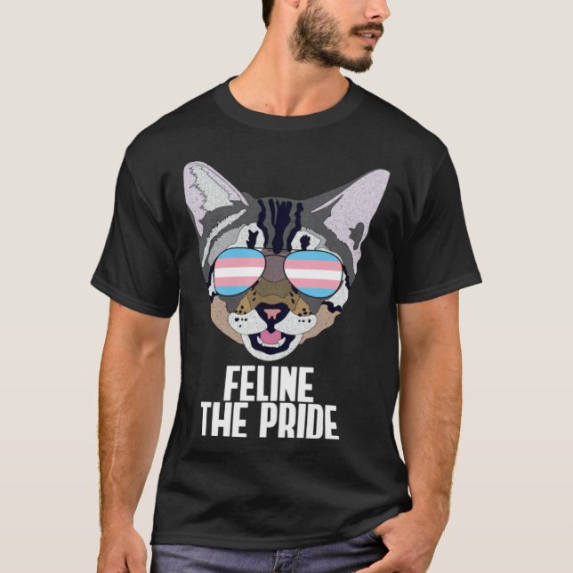 Feline The Pride  Katze Trans Pride T-Shirt (Vorderseite)
