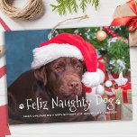 Feliz Naughty Dog Funny Personalisiert Pet Foto Ho Postkarte<br><div class="desc">Feliz Naughty Dog! Versenden Sie niedliche und lustige Urlaubstage mit dieser niedlichen personalisierten Haustier Foto Urlaubskarte. Frohe Weihnachtswünsche vom Hund mit niedlichen Pfotendrucken in einem lustigen modernen Foto-Design. Fügen Sie dem Hund das Foto oder das Foto Ihrer Familie hinzu und personalisieren Sie mit Familienname, Nachricht und Jahr. Diese Haustier-Urlaubskarte eignet...</div>