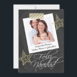 Feliz Navidad Chalkboard Foto Rahmen und Band Feiertagskarte<br><div class="desc">Große flache Grüße für Weihnachten mit Feliz Navidad Text Detail Spanische thematische Flachkarten .. Chalkboard und Foto Rahmen mit gestreiftem Band und goldenen Sternen schwarz-weiß Design .. X-Mas / Ferien-Flachkarten für Ihre persönlichen Daten mit Ihrem eigenen Foto und Text aus Ricaso</div>