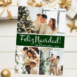 Feliz Navidad Foto Collage Feiertagskarte<br><div class="desc">Diese fantastische 3-Foto-Urlaubskarte mit "Feliz Navidad!" in einem modernen Script-Schriftart und Ihrem Familiennamen und Jahr in einem feinen, klassischen Schriftart, sowohl in Weiß als auch in dunkelgrün mit einem passenden Rücken, ist ideal für den Versand an Ihre Familie und Freunde. Jeder wird Liebe bekommen neue Fotos Ihrer Familie!</div>