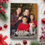 Feliz Navidad Modern Calligraphy Script Foto Postkarte<br><div class="desc">Modernes Kalligrafie Script Feliz Navidad Family Foto Frohe Weihnachtskarte</div>