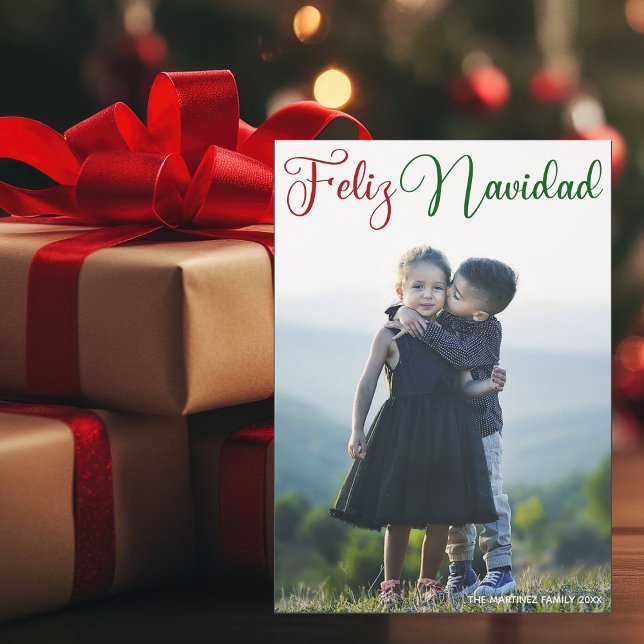 Feliz Navidad Red Green Script Foto Magnet Card (Von Creator hochgeladen)