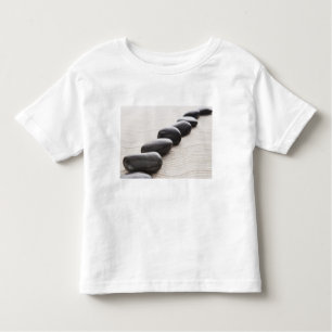 Felsen auf Sand Kleinkind T-shirt