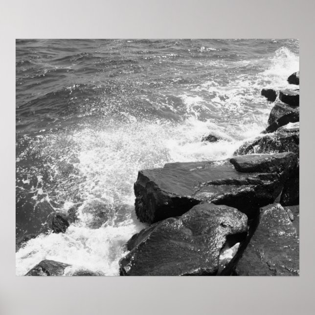 Felsen im Wasser-Foto drucken Poster (Vorne)