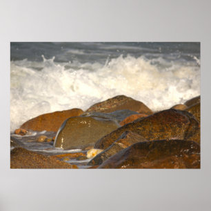 Felsen und Wellen in Rhode Island Poster