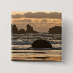 Felsformationen am Strand in Bandon, Oregon Button