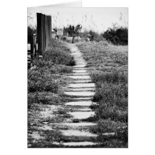 Felsweg hinauf in Schwarz-Weiß