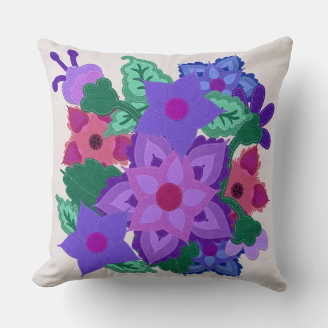 Felt Floral Motif | Imitate Felt Boho Style Kissen (Vorderseite)