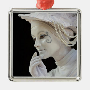 Female mime performing on street corner silbernes ornament