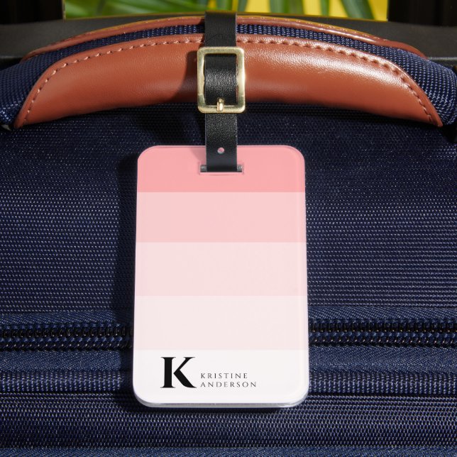 Feminine Girly Blush Pink Ombre Classic Monogram Gepäckanhänger (Vorderseite Insitu 2)