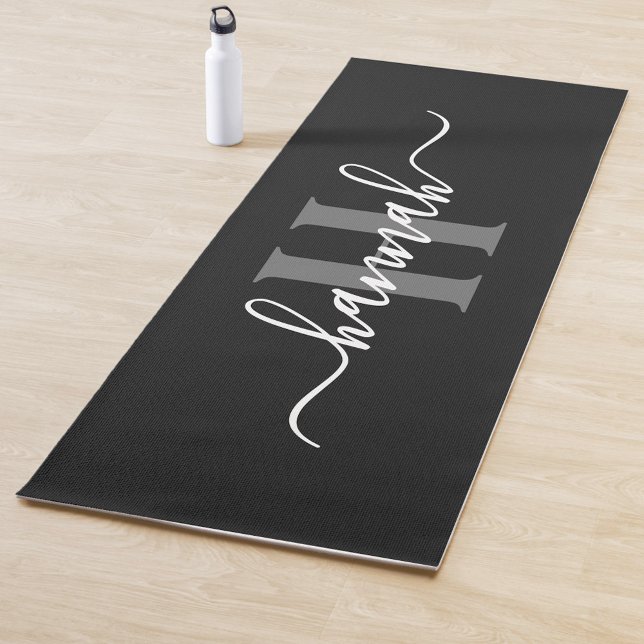 Feminines großes Monogramm Schrift Yogamatte (Von Creator hochgeladen)