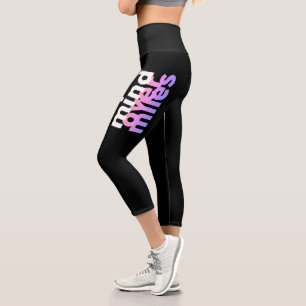 Feminines Motivationsgefälle Rosa Typografie Schwa Capri Leggings