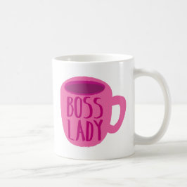 Femme BOSS avec tasse de café rose