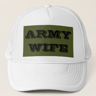 Femme de l'armée casquette