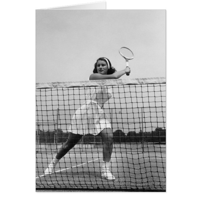 Femme jouant au tennis (Devant)
