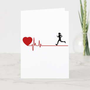 Femme qui fait de l'entraînement Cartes cardiaques