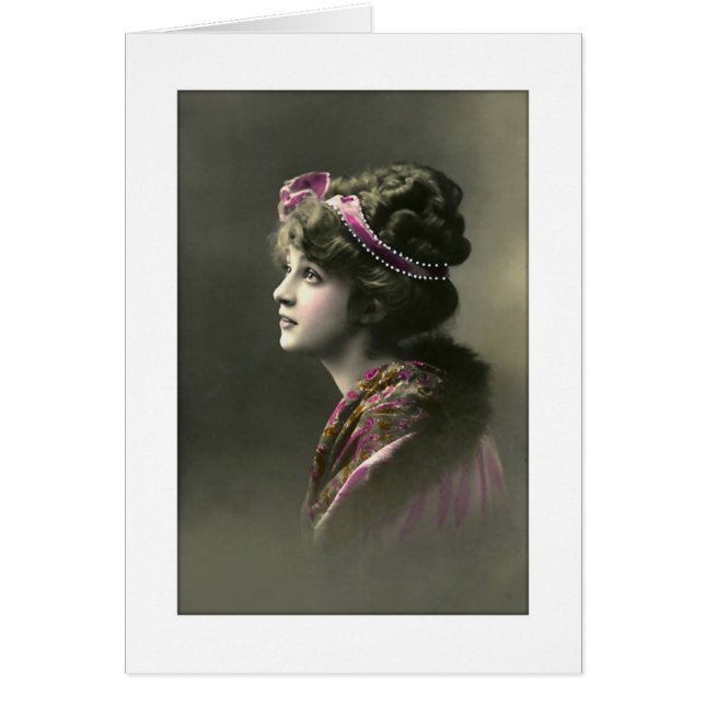 Femme victorienne avec expression d'espoir (Devant)