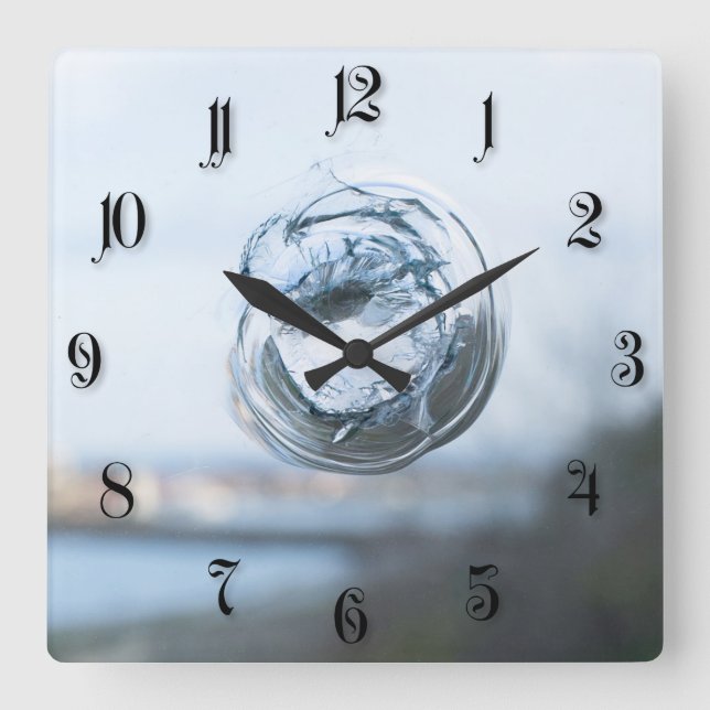 Fenster kaputt quadratische wanduhr (Vorderseite)