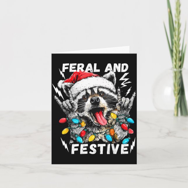 Feral And Festive Funny Christmas Rocker Raccoon S Karte (Vorderseite)